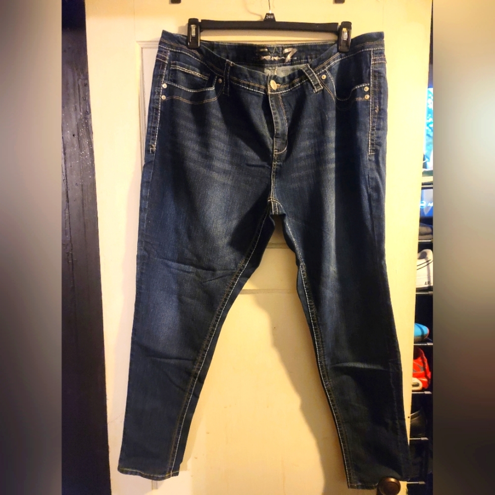 Seven size 24W skinny jeans